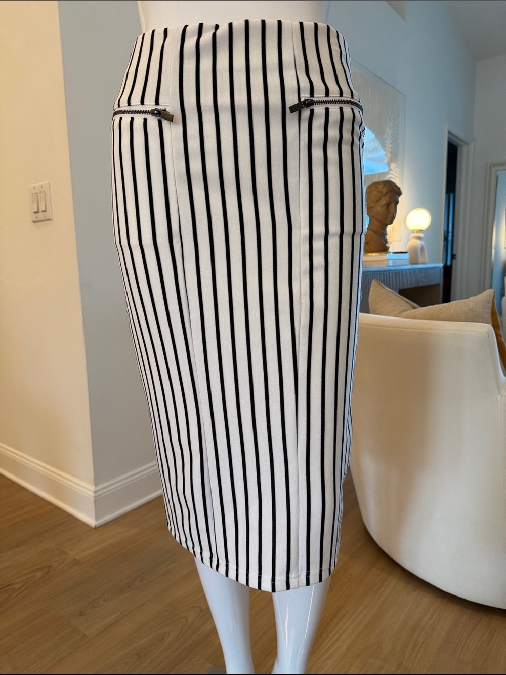 White and Black Vertical Stripe Pencil Skirt